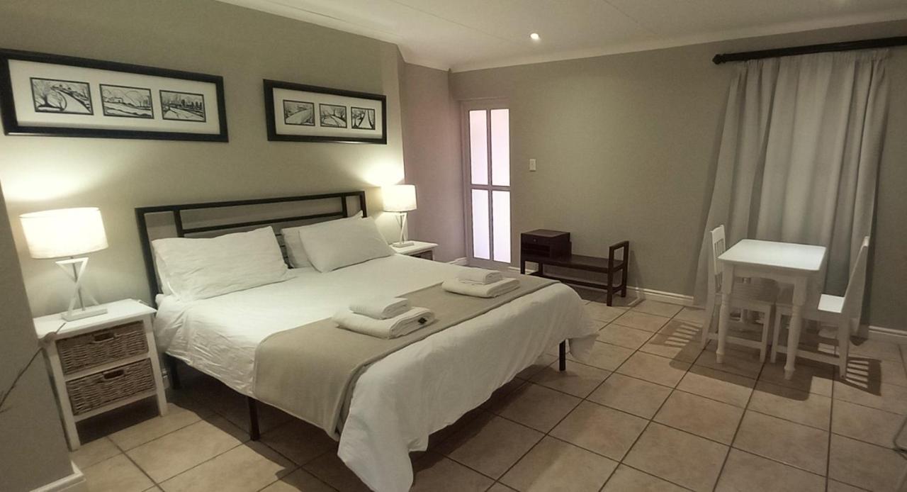 Masada Guest House Langebaan Buitenkant foto